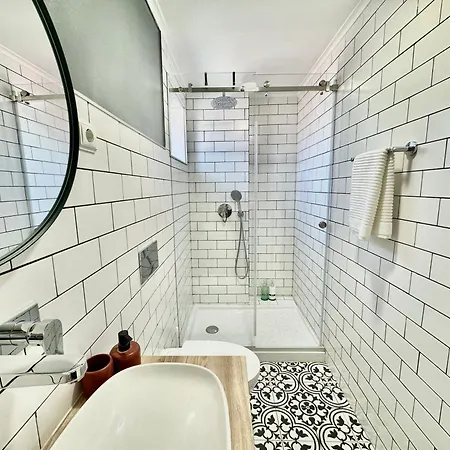 Nomad Apartment