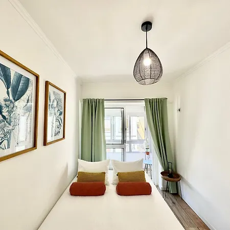 Apartment Nomad